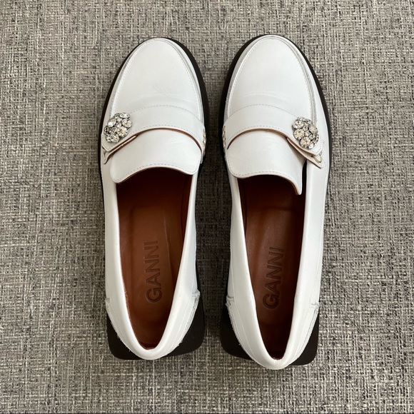 NEW Ganni White Embellished Loafer - Picture 3 of 11